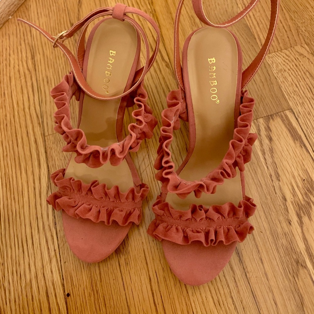 Pink Sandals - Picture 4 of 4